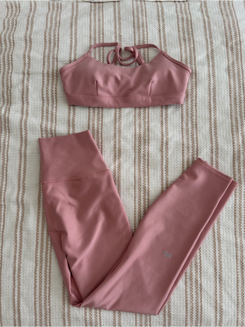 ALO Yoga Rose Pink Sports Bra and Leggings Set